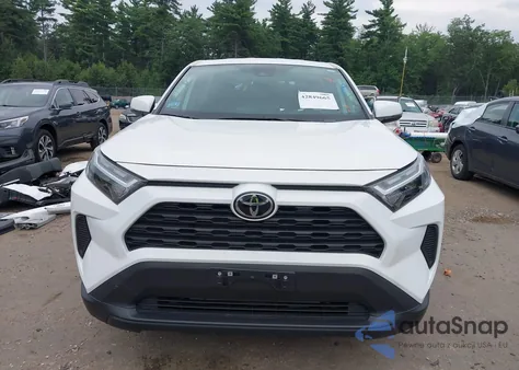 2023 Toyota Rav4 Xle z USA, uszkodzony, nr VIN 2T3P1RFVXPW361891